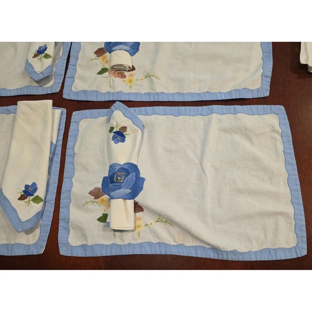 Vintage Floral Applique & Embroidered Placemats w/Napkins Set of 4